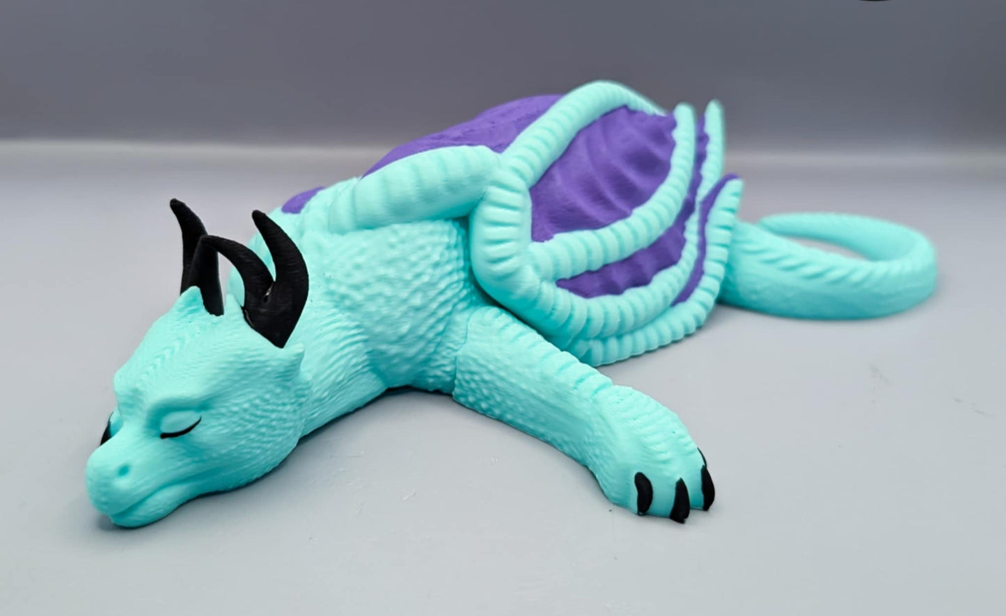 Sleeping Shelf Dragon